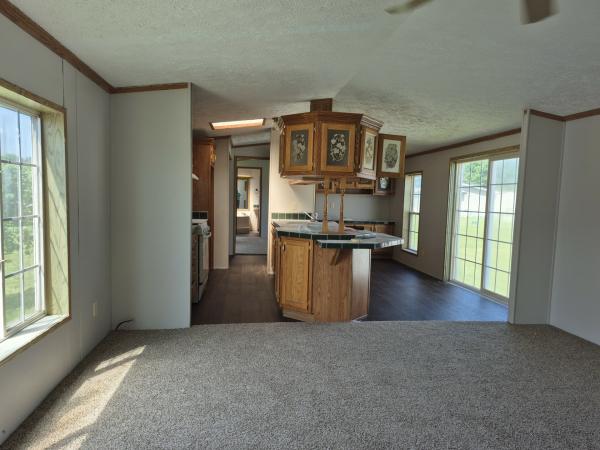 2000 Fairmont Mobile Home
