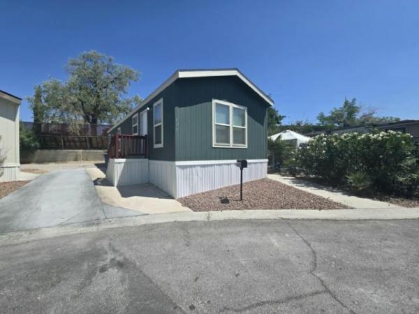 2021 Clayton - Buckeye AZ Mobile Home For Sale