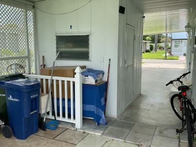Photo 5 of 32 of home located at 3901 Bahia Vista St. #616 Sarasota, FL 34232