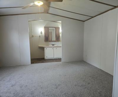 Photo 4 of 5 of home located at 270 Roxbury Park Goshen, IN 46526