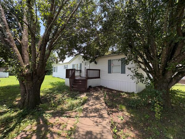 1999 Clayton Homes Inc Waycross Mobile Home