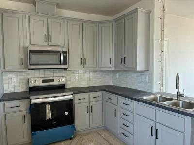 Photo 2 of 21 of home located at 3301 S. Goldfield Road #5107 Apache Junction, AZ 85119