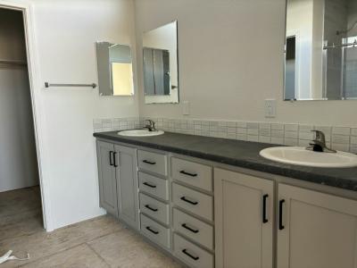 Photo 5 of 21 of home located at 3301 S. Goldfield Road #5107 Apache Junction, AZ 85119