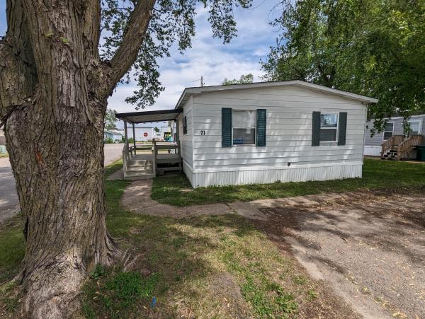 1976 C & G Corp mobile Home