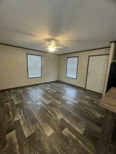 Mobile Home at 310 Pamela Ave Lot 51 Independence, MO 64056