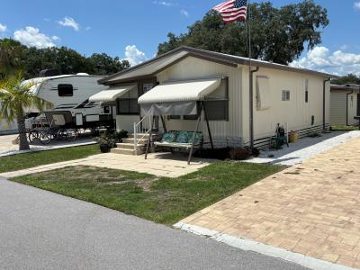 Photo 2 of 13 of home located at 37517 Birchcrest Lane Zephyrhills, FL 33541