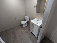 2006 Holly Park mobile Home