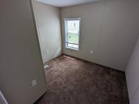 2006 Holly Park mobile Home