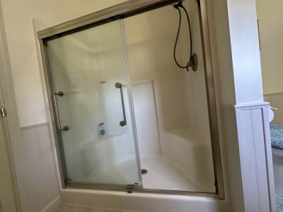 Photo 5 of 18 of home located at 9 Heather Brook Road Uncasville, CT 06382