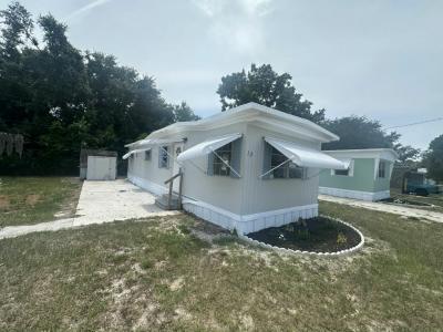 Photo 2 of 15 of home located at 130 S Suncoast Blvd, #M12 Crystal River, FL 34429