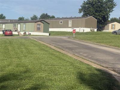 Mobile Home at 3831 SW Southpark Ave. Lot# A12 Topeka, KS 66609