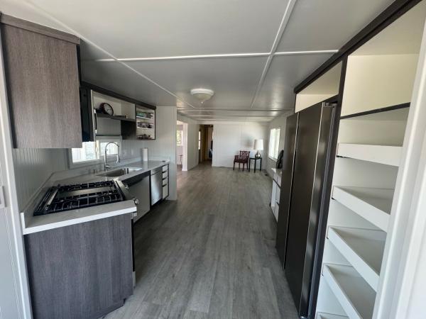 1965 Mayflower N/A Mobile Home