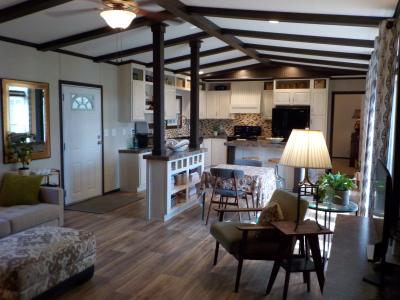 Photo 2 of 17 of home located at 11555 Culebra Road Site #454 San Antonio, TX 78253