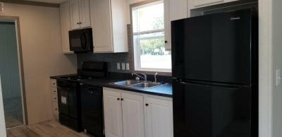Mobile Home at 31 Mockingbird Dr Orion Township, MI 48359