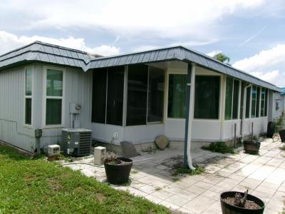 Photo 3 of 14 of home located at 7100 Ulmerton Rd Lot 910 Largo, FL 33771