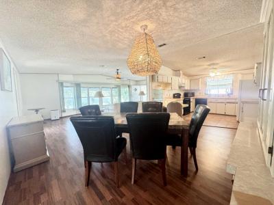 Photo 3 of 28 of home located at 1068 SE Lake James Crystal River, FL 34429