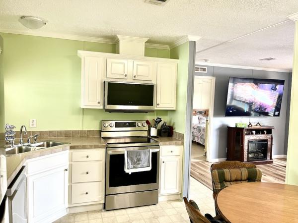 2006 DEST Mobile Home