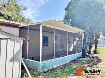 Photo 3 of 8 of home located at 1612 NE 25th Avenue Lot 37 Ocala, FL 34472