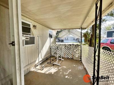Photo 4 of 8 of home located at 1612 NE 25th Avenue Lot 37 Ocala, FL 34472