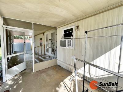 Photo 5 of 8 of home located at 1612 NE 25th Avenue Lot 37 Ocala, FL 34472