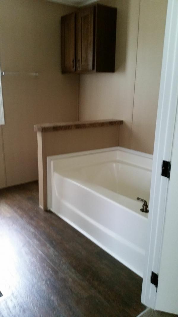 2014 Clayton Homes Inc Yes Mobile Home
