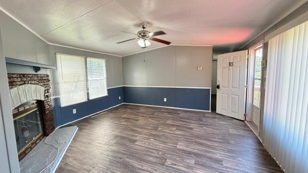 2002 Fleetwood WESTON Mobile Home