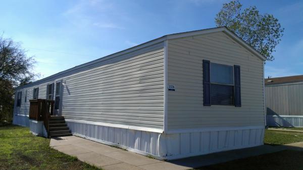 2004 Fleetwood Mobile Home For Sale