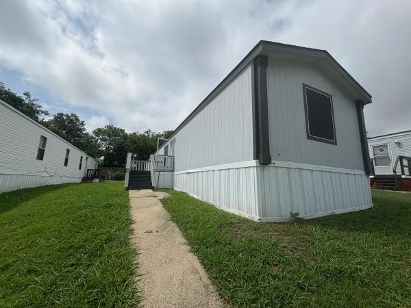 2005 Silver Creek Mobile Home For Sale