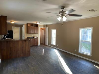 Mobile Home at 1708 Bunker Hill Lane #152 Lewisville, TX 75056