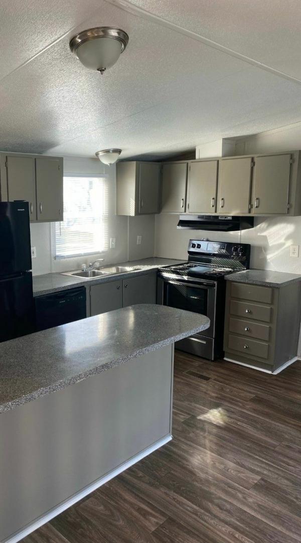 1997 Oakwood Homes Corp Mobile Home For Sale