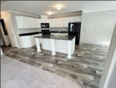 Mobile Home at 10812 Tours Crt Lot 43 Fair Haven, MI 48023