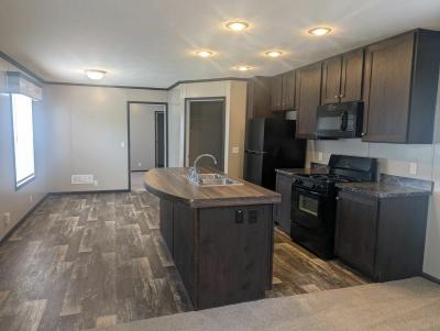 Mobile Home at 10172 Cloucester Rd Lot 422 Indianapolis, IN 46234
