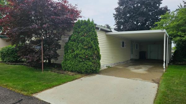 1983 Mobile Home