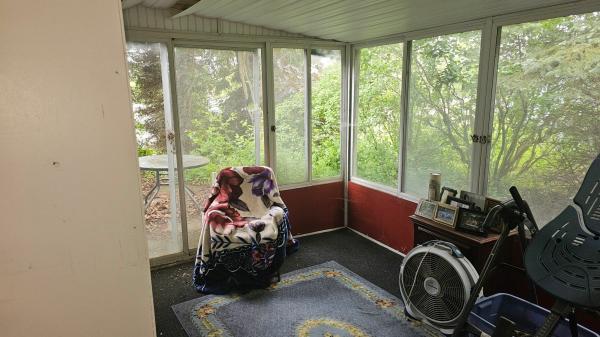 1983 Mobile Home