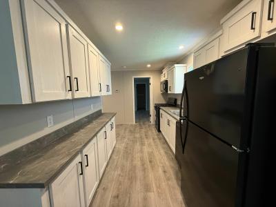 Mobile Home at 111 Delaware Circle Lot 111De Elyria, OH 44035