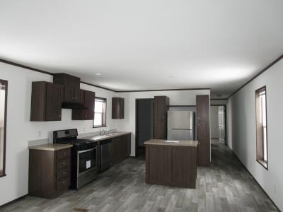 Mobile Home at 144 Delaware Circle Lot 144De Elyria, OH 44035