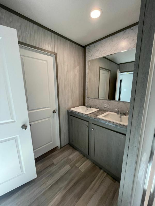 2025 Clayton Homes Inc Blazer Extreme Mobile Home