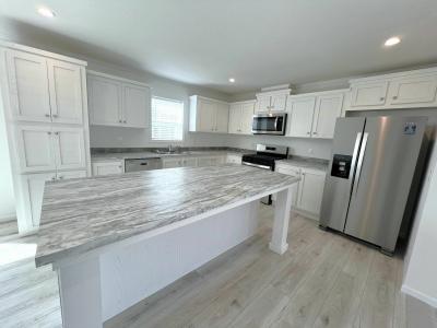 Mobile Home at 5354 Coventry Lot 201 Holly, MI 48442