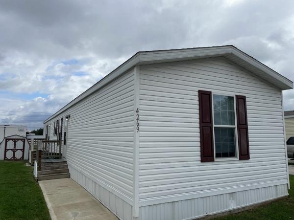 Photo 1 of 2 of home located at 4269 Hadleigh Drive Lot 808 Indianapolis, IN 46241