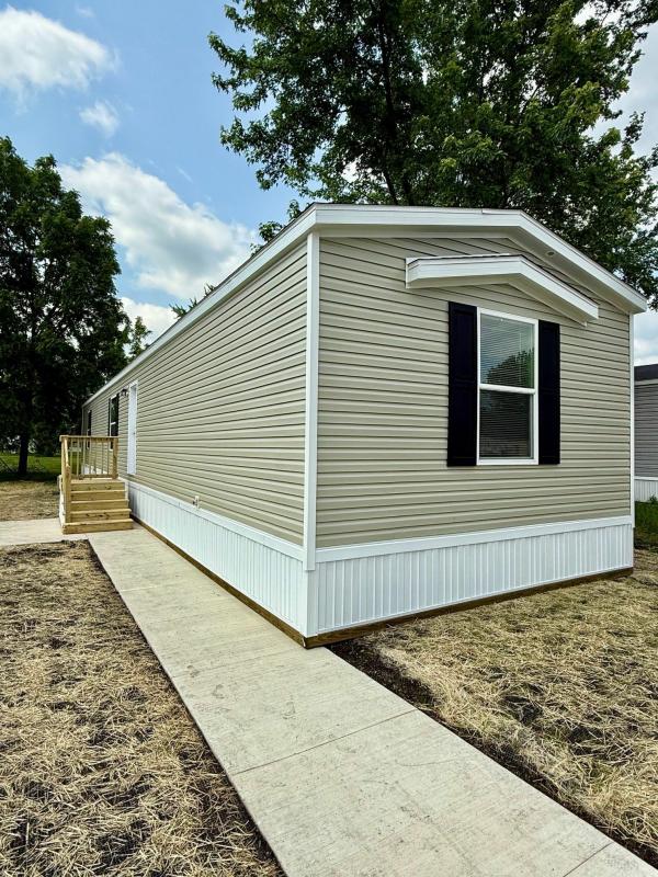 2025 Champion Prime FBH Mobile Home