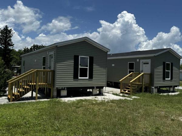 Photo 2 of 2 of home located at 7650 State Road 78 W Okeechobee, FL 34974