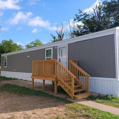 Photo 4 of 10 of home located at 2501 Martin Luther King Dr #612 (Park Office) #624 San Angelo, TX 76903