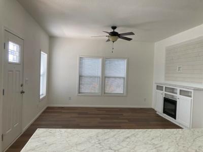 Photo 4 of 23 of home located at 11350 E Sarah Jane Lane #117 Dewey, AZ 86327
