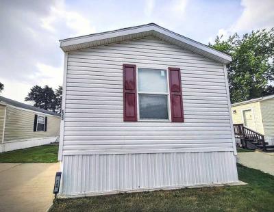 Mobile Home at 125 Jamestown Ave. Valparaiso, IN 46383