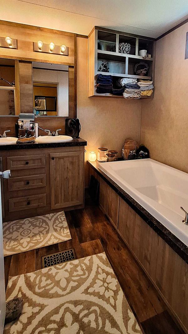 2018 Clayton Anniversary Mobile Home