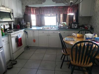 Photo 5 of 19 of home located at 6958 Oakwood Lane Mount Dora, FL 32757