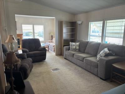 Photo 2 of 18 of home located at 3113 State Road 580 Lot 239 Safety Harbor, FL 34695