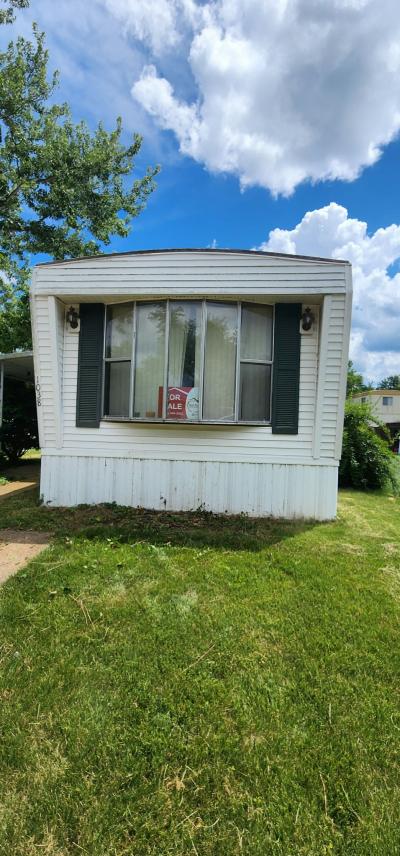 Mobile Home at 1038 Coriander Fenton, MO 63026
