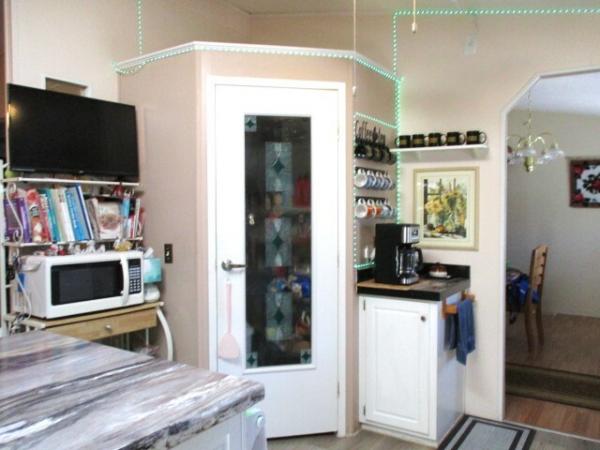 1995 Fleetwood Spring Hill Manufactured Home