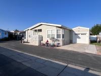 1998 Skyline Triplewide Manufactured Home